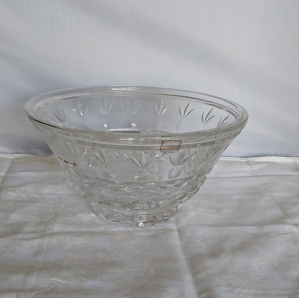 FIFTH  AVENUE  CRYSTAL  HANDCUT CRYSTAL MADE IN POLAND MIX BOWL‎